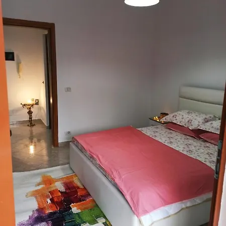 アパート Lovely 2